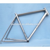 Best quality titanium 700C tourer/road bike frame replaceable dropout DI2 flat mount disc brake internal cable routing frame